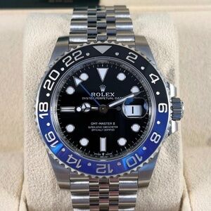 Rolex GMT-MASTER II « Batgirl » 2024